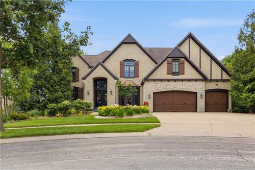 12715 W 160th Ter, Overland Park, KS, 66221-7930 | Card Image