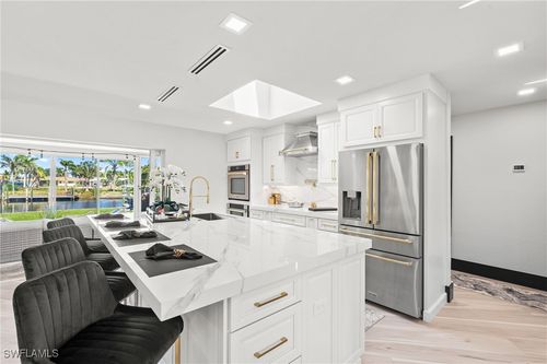 6212 Cocos Dr, FORT MYERS, FL, 33908-4619 | Card Image