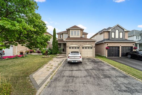 35 Weldon St, Whitby, ON, L1R2T5 | Card Image