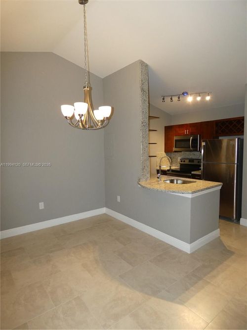 apt-309-2851 N Oakland Forest Dr, Oakland Park, FL, 33309-7662 | Card Image