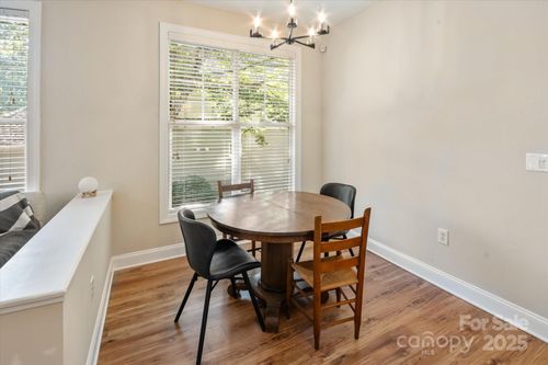11 Town Cir, Flat Rock, NC, 28731-8646 | Card Image