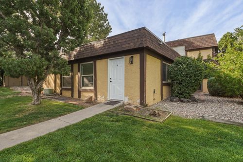 8a-8437 Heights Road Ne, Albuquerque, NM, 87111 | Card Image