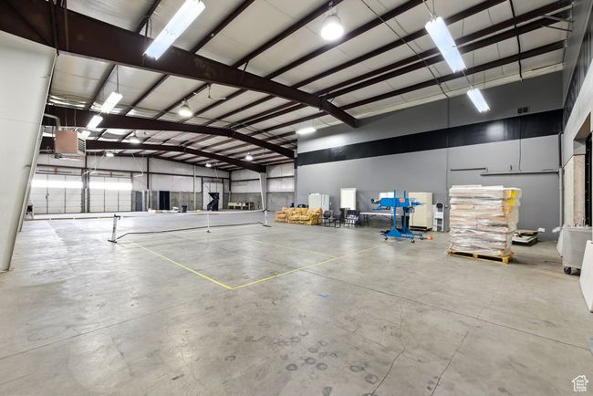View of garage | Image 7