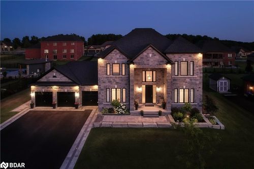 39 Mckeown St, Thornton, ON, L0L2N0 | Card Image