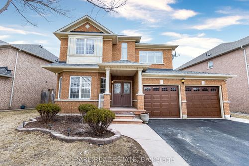 27 Summershade St, Brampton, ON, L6P2C2 | Card Image