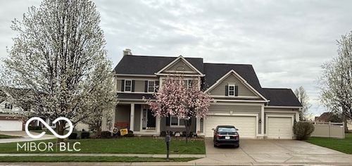 6121 Pine Bluff Dr, Avon, IN, 46123-6845 | Card Image