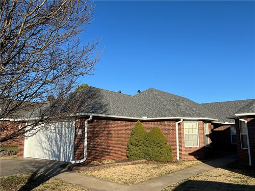 235 Ravenwood Boulevard, Siloam Springs, AR, 72761 | Card Image