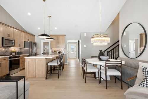 1663 Lund Way, Shakopee, MN, 55379 | Card Image