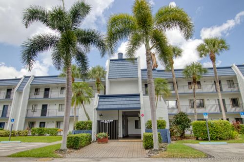 206-4471 Luxemburg Ct, Lake Worth, FL, 33467-5057 | Card Image