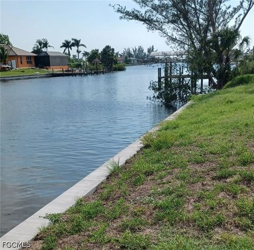 4128 Nw 30th Ln, CAPE CORAL, FL, 33993-8024 | Card Image