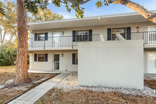 209-101 Lake Avenue Ne, LARGO, FL, 33771 | Card Image