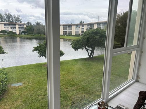 apt-g2-1902 Bermuda Cir, Coconut Creek, FL, 33066-2807 | Card Image