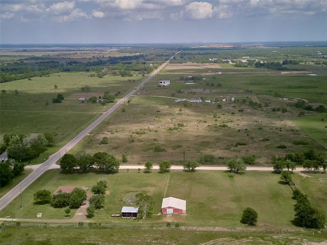 12021 Fm 1994 Rd, House other with 4 bedrooms, 3 bathrooms and 4 parking in Guy TX | Image 5