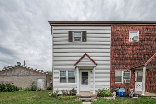 104-3 Elizabeth St, Slovan, PA, 15078 | Card Image