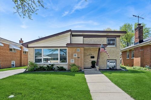 10665 Preston St, Westchester, IL, 60154-5138 | Card Image