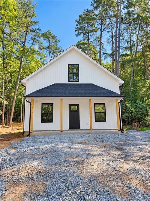 146 Hillcrest Road, New London, NC, 28127 | Card Image