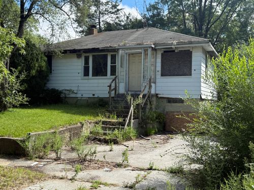 416 Delaware St, Gary, IN, 46402-1325 | Card Image