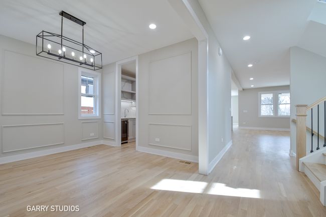 15W320 Concord St, House other with 4 bedrooms, 5 bathrooms and 3 parking in Elmhurst IL | Image 4