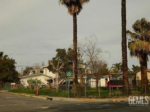  Pentz Street, Bakersfield, CA, 93306 | Card Image