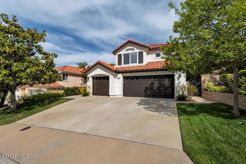 360 Cliffhollow Ct, Simi Valley, CA, 93065-7077 | Card Image