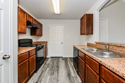 5818 Northern Oak St, Houston, TX, 77016-6586 | Card Image