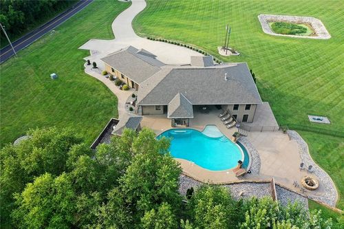 9707 S Corn Rd, Lone Jack, MO, 64070-8560 | Card Image