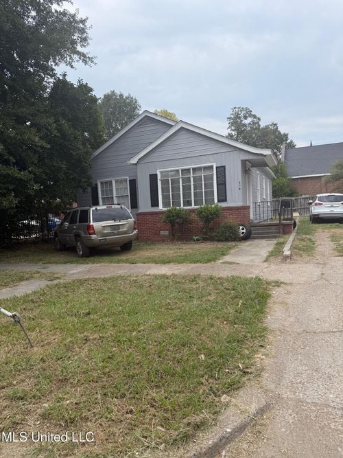 414 Central St, Greenville, MS, 38701-4022 | Card Image