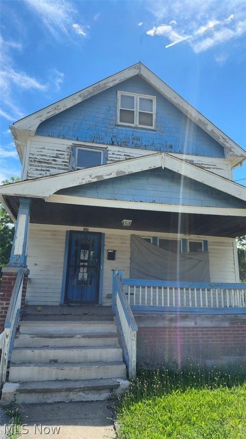 895 E 130th St, Cleveland, OH, 44108-2566 | Card Image