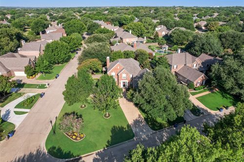 932 Midland Creek Dr, Southlake, TX, 76092-8601 | Card Image
