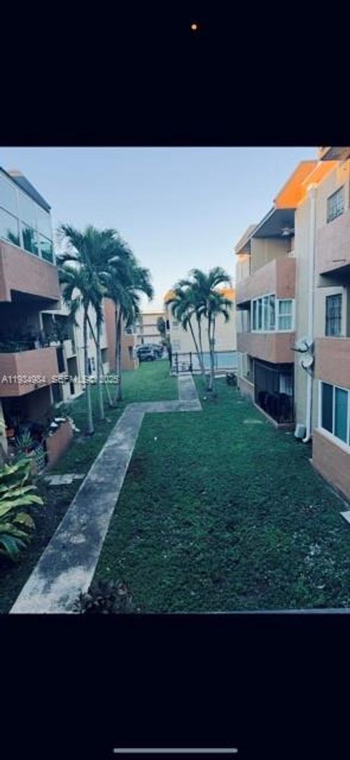 apt-202-6070 W 18th Ave, Hialeah, FL, 33012-6140 | Card Image