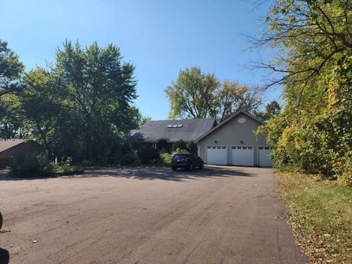 31300 Oasis Rd, Center City, MN, 55012-9693 | Card Image
