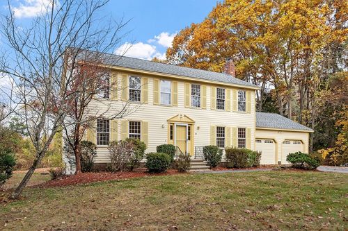 69 Blanchard St, Andover, MA, 01810-5317 | Card Image