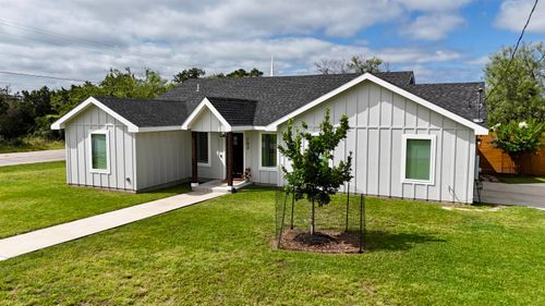 103 Driftwood Dr, Granite Shoals, TX, 78654-2538 | Card Image