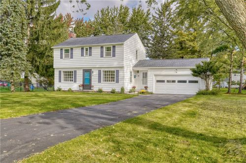 10 Dunrovin Lane, Brighton, NY, 14618 | Card Image