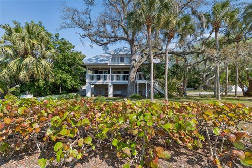 600 N Mayo St, CRYSTAL BEACH, FL, 34681 | Card Image