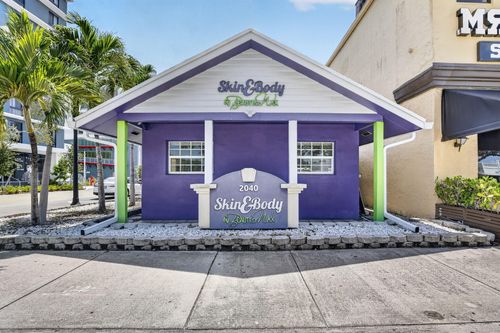 2040 Polk St, HOLLYWOOD, FL, 33020-4511 | Card Image