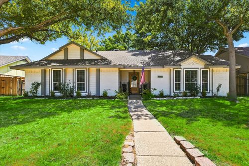 218 Creekside Ln, Coppell, TX, 75019-3550 | Card Image