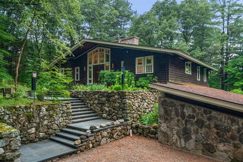 12 Forest Hill Road, Wayland, MA, 01778 | Card Image