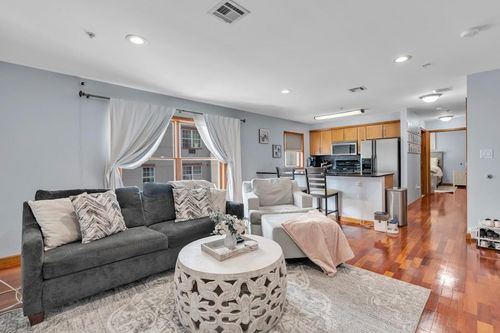 apt-3c-209 40th St, Union City, NJ, 07087-6285 | Card Image
