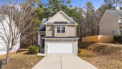 8136 Brookbend Dr, Douglasville, GA, 30134-7060 | Card Image