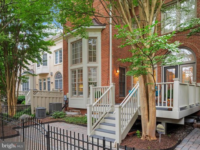 12753 Lavender Keep Cir, Townhouse with 4 bedrooms, 5 bathrooms and null parking in FAIRFAX VA | Image 54
