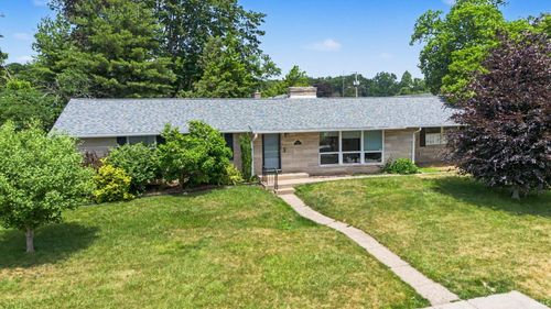1733 Southwood Ave, South Bend, IN, 46615-1318 | Card Image