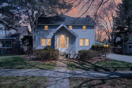 804 Woodworth Ave, Alma, MI, 48801-1152 | Card Image