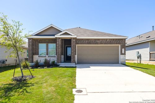 9134 James Bowie, Seguin, TX, 78155-3477 | Card Image