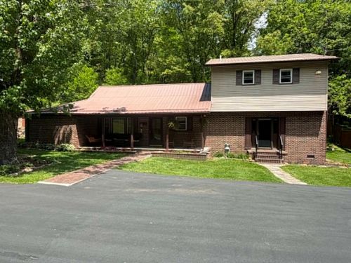 476 Fox St, Tazewell, VA, 24651 | Card Image
