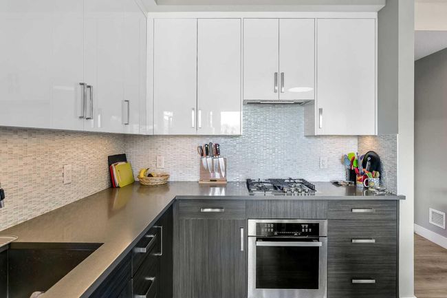301 - 1521 26 Ave Sw, Condo with 2 bedrooms, 2 bathrooms and 1 parking in Calgary AB | Image 5