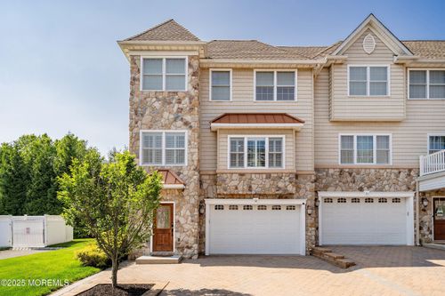 510-52 White Oak Ln, Aberdeen, NJ, 07747-1970 | Card Image