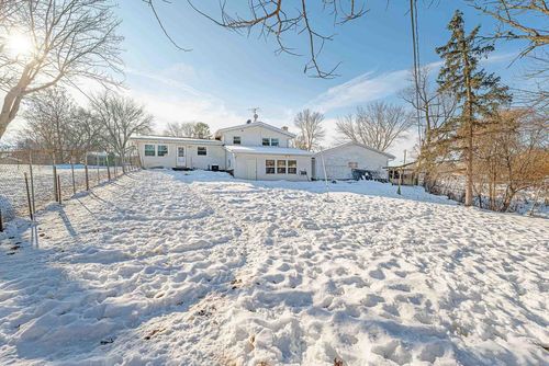 1734 Oakview Drive, Pleasant Springs, WI, 53589 | Card Image