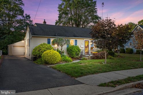 67 Sparks Ave, PENNSVILLE, NJ, 08070-1811 | Card Image