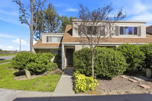 1103 Weepinggate Lane, San Jose, CA, 95136 | Card Image